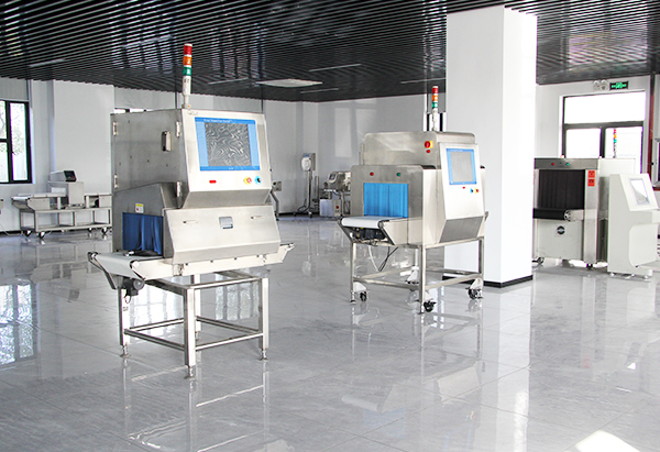 高晶获评2020上海市商贸流通服务业抗击新冠疫情、保障城市生活、提振上海市场先进集体和先进个人